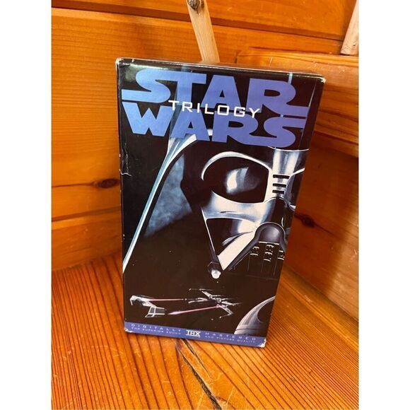 Star Wars Trilogy VHS Digitally Remastered - Picture 1 of 9